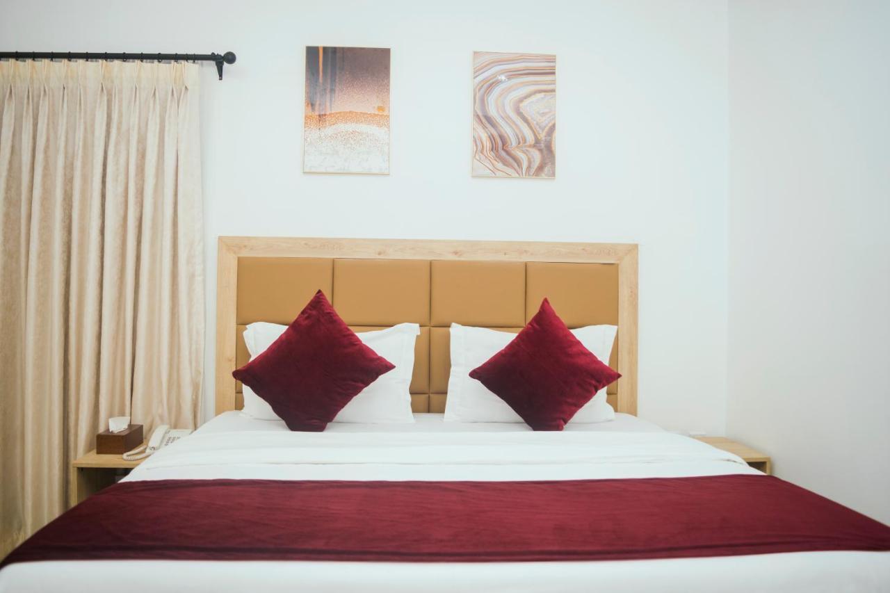 Quest Boutique Hotel Gwarinpa Kültér fotó