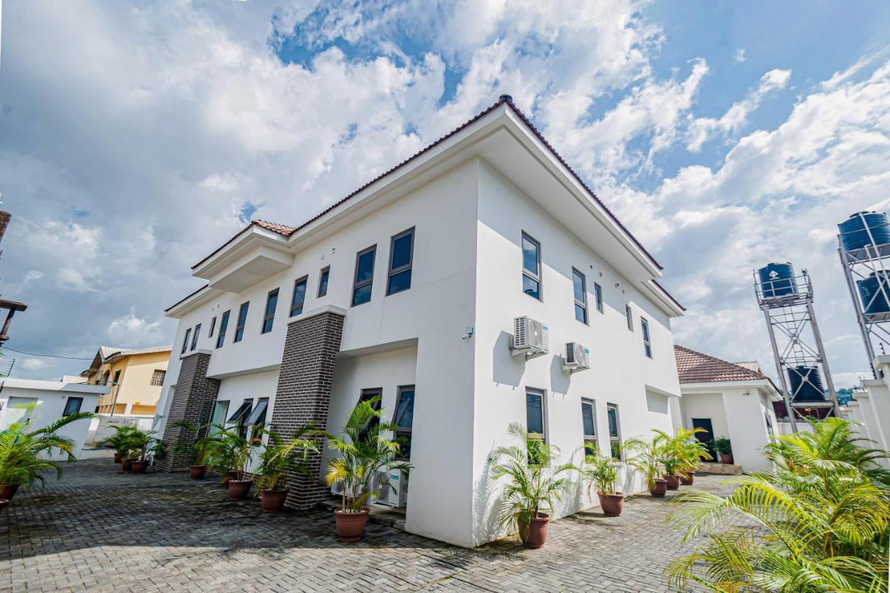 Quest Boutique Hotel Gwarinpa Kültér fotó