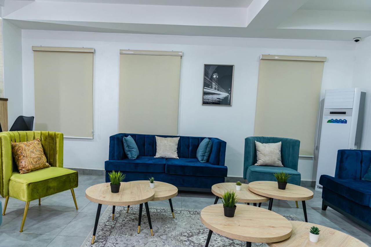 Quest Boutique Hotel Gwarinpa Kültér fotó