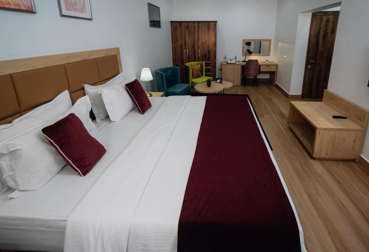 Quest Boutique Hotel Gwarinpa Kültér fotó
