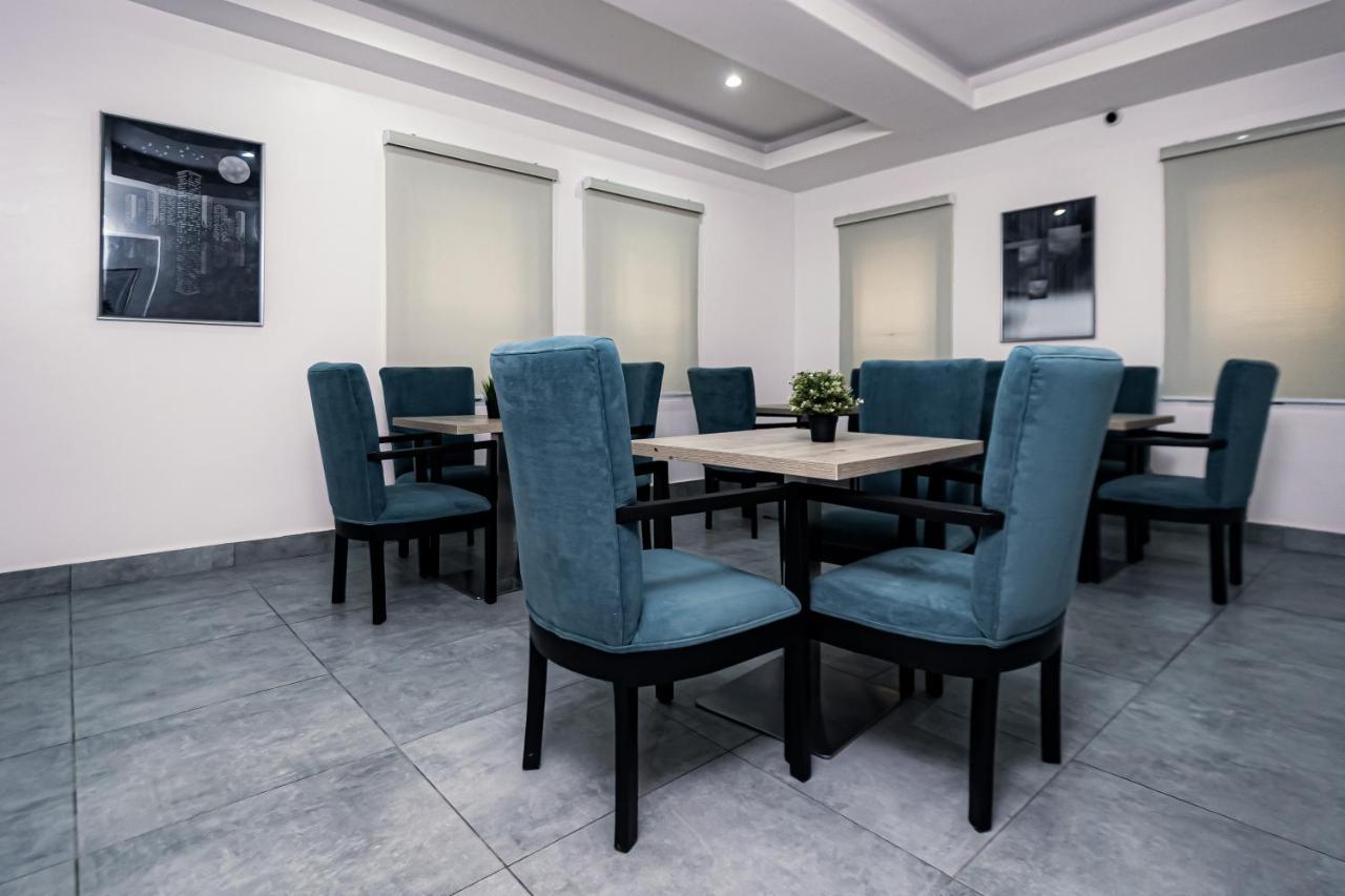 Quest Boutique Hotel Gwarinpa Kültér fotó