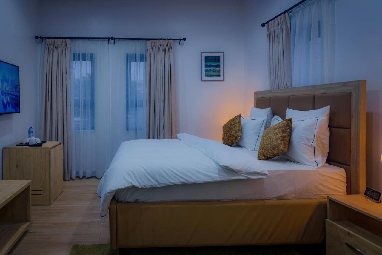 Quest Boutique Hotel Gwarinpa Kültér fotó